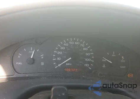 2000 Chevrolet Cavalier from USA, damaged, VIN 1G1JC1240Y7213138